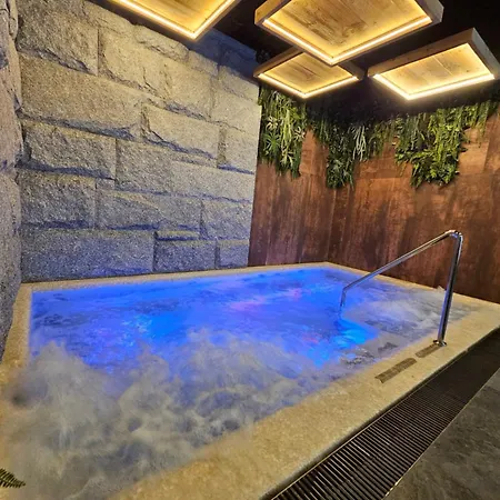 Litworowy Staw Апарт-отель 3*