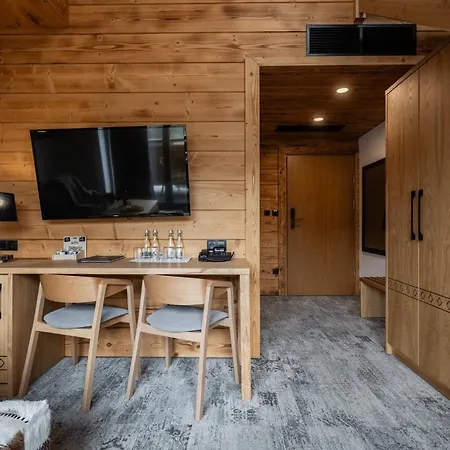 Litworowy Staw Ξενοδοχείο με διαμερίσματα