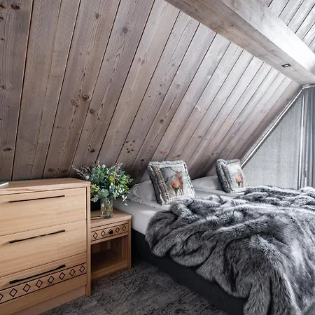 Litworowy Staw Lägenhetshotell 3*