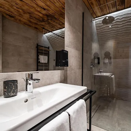 Ξενοδοχείο με διαμερίσματα Litworowy Staw 3*