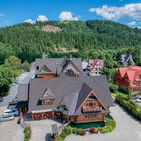 Litworowy Staw Апарт-отель 3*