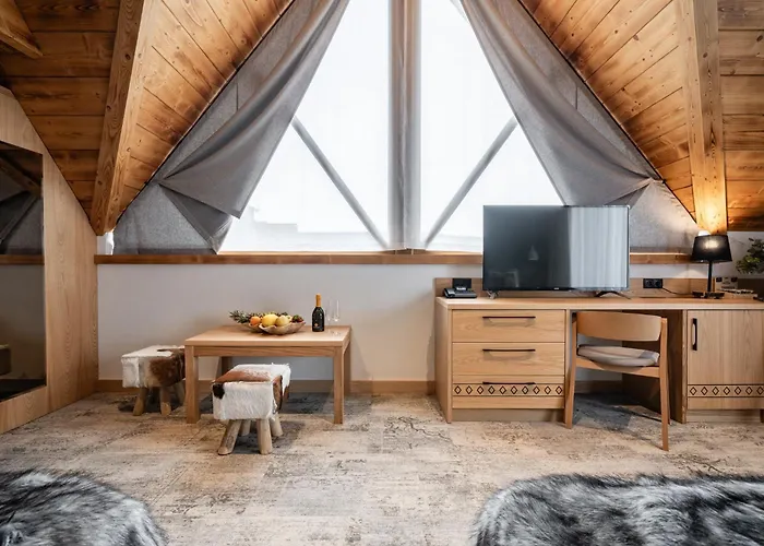 Litworowy Staw 公寓式酒店